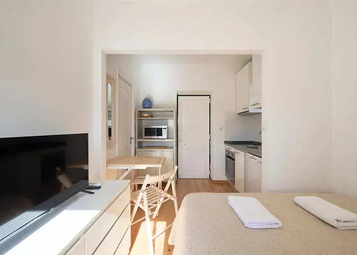 2# ゲストハウス リスボン